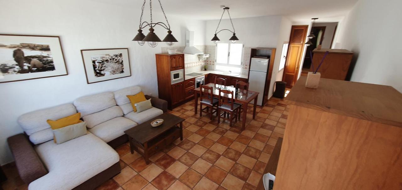 Isabel2 Apartment Фамара Екстериор снимка